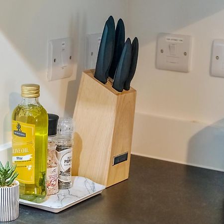 Luton Modern Serviced Accommodation For Contractors, Relocators, Professionals, Tourists And Students - Akugi Homes Luaran gambar