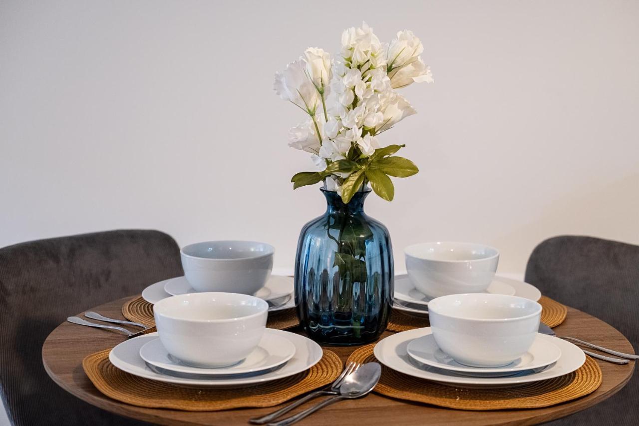 Luton Modern Serviced Accommodation For Contractors, Relocators, Professionals, Tourists And Students - Akugi Homes Luaran gambar
