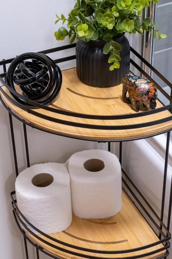Luton Modern Serviced Accommodation For Contractors, Relocators, Professionals, Tourists And Students - Akugi Homes Luaran gambar